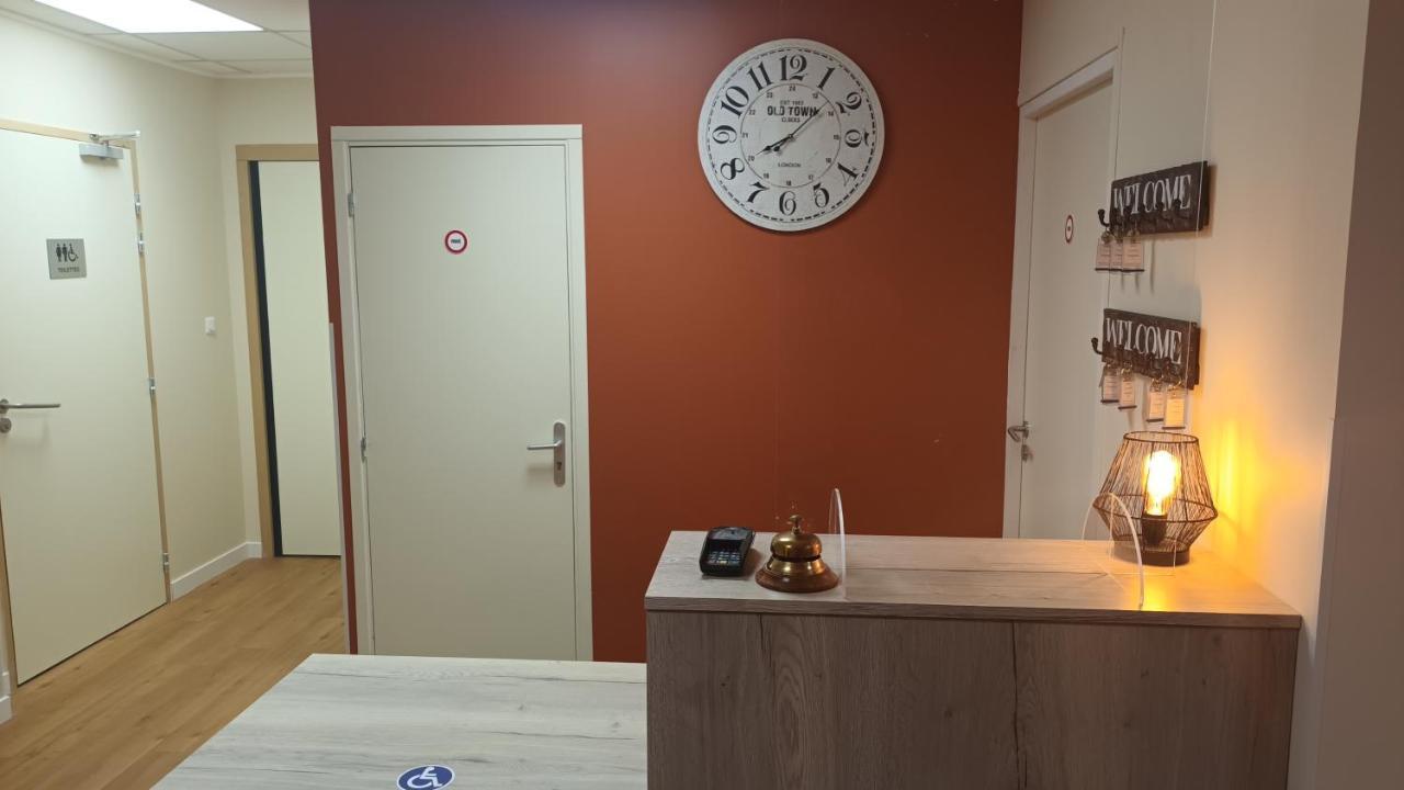 Le Petit Logis Hotel Beaumont-en-Veron Ngoại thất bức ảnh
