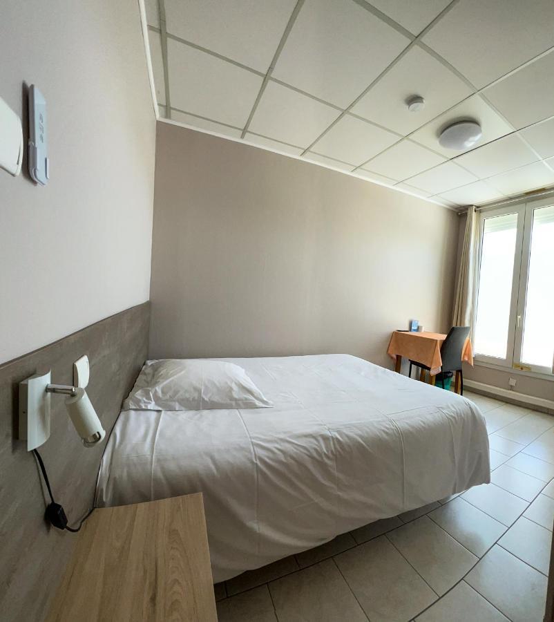 Le Petit Logis Hotel Beaumont-en-Veron Ngoại thất bức ảnh