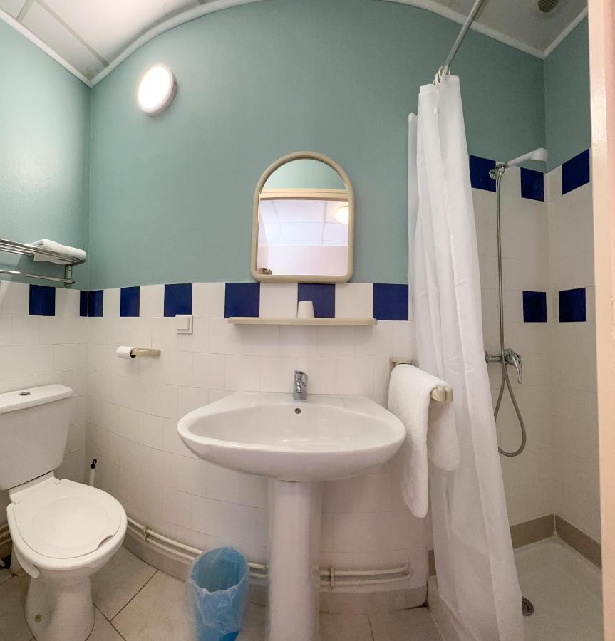 Le Petit Logis Hotel Beaumont-en-Veron Ngoại thất bức ảnh