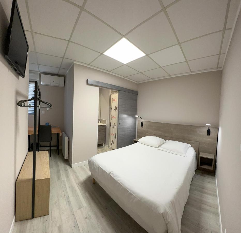 Le Petit Logis Hotel Beaumont-en-Veron Ngoại thất bức ảnh