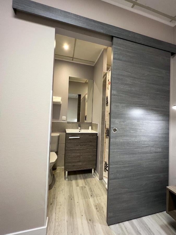 Le Petit Logis Hotel Beaumont-en-Veron Ngoại thất bức ảnh