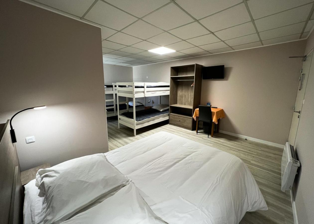 Le Petit Logis Hotel Beaumont-en-Veron Ngoại thất bức ảnh