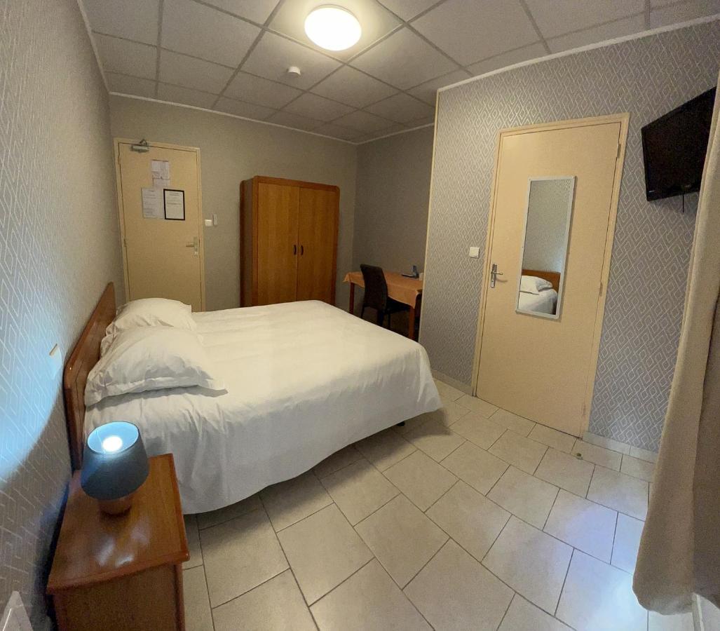Le Petit Logis Hotel Beaumont-en-Veron Ngoại thất bức ảnh